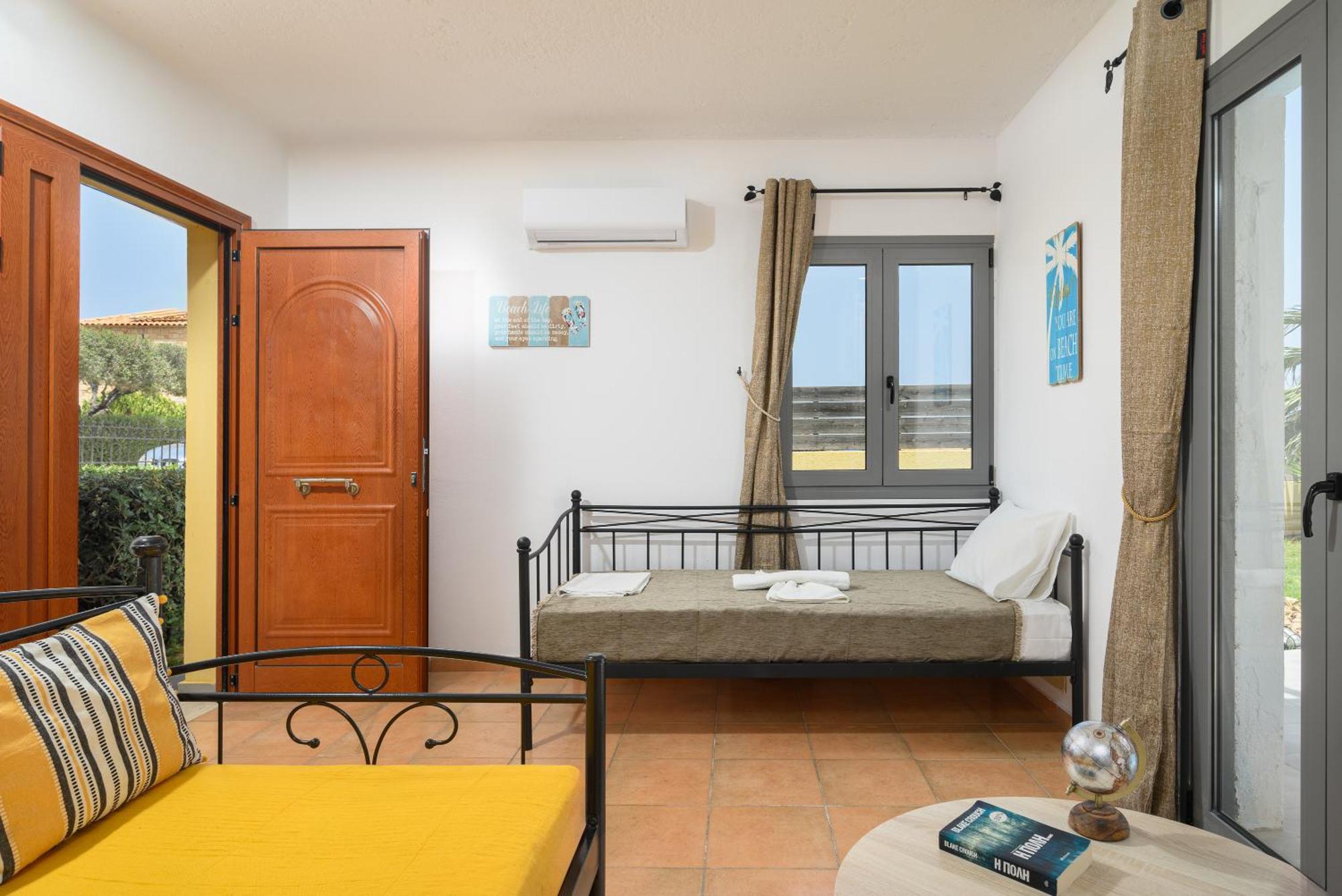 Renia'S Villas Hersonissos  Bagian luar foto