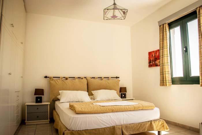 Renia'S Villas Hersonissos  Bagian luar foto
